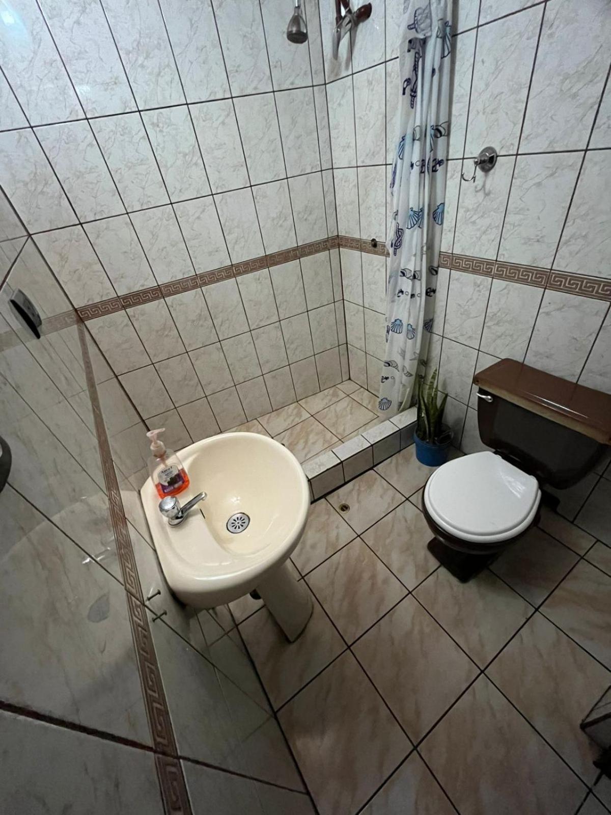 Отель Orkkowasi Backpackers Арекипа Экстерьер фото